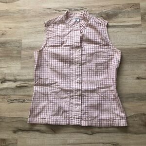 Sleeveless Sorel Button Up Top